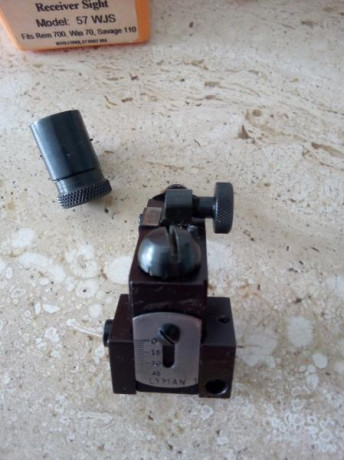 Hola compañeros,

Busco un diopter que se adapte a un Low Wall de Uberti. Los diopters de Uberti eran 41
