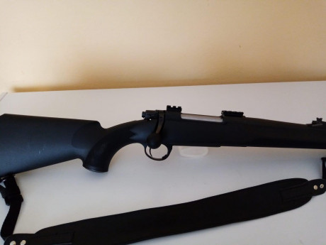 Un buen amigo mio me pide que le ponga a la venta un rifle suyo, es un Sabatti Rover 870 cal 7 mm rem 02