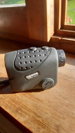 Vendo telémetro Konus modelo mini 600 con muy poco uso y en perfectas condiciones.
Su precio puesto en 01