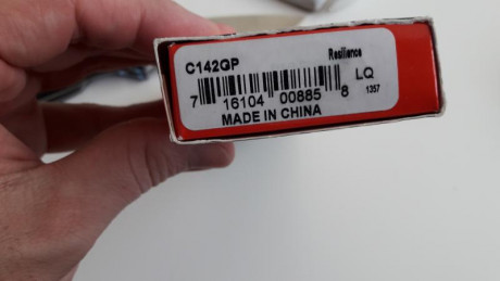 Vendo navaja spyderco resilience no tiene el filo de origen pero esta perfecta. Esta en Valencia . 55€. 00