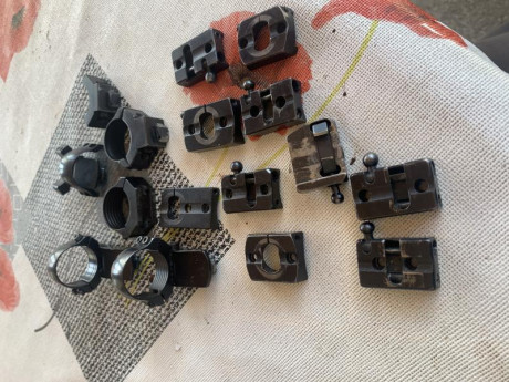 Pues tengo por ai vario material que no uso 
Bases apel seguro dos son de rifle sako lleva la guia plana 00
