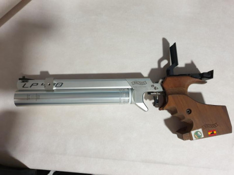Hola a todos.
 Pongo a la venta walther Lp400 aluminio. Cacha M sin modificar. Del 07 /2014. Dos bombonas. 11