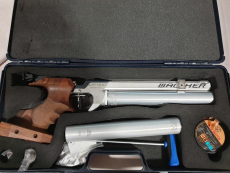 Hola a todos.
 Pongo a la venta walther Lp400 aluminio. Cacha M sin modificar. Del 07 /2014. Dos bombonas. 10