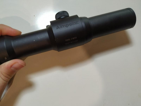 Buenas!! vendo aimpoint 7000l de 4 moas, tengo un 2000 y un 9000  y a este no le doy uso ninguno.
Tiene 02