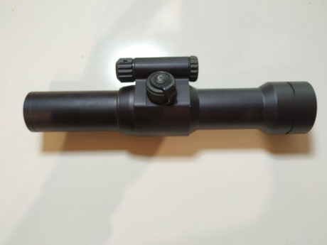 Buenas!! vendo aimpoint 7000l de 4 moas, tengo un 2000 y un 9000  y a este no le doy uso ninguno.
Tiene 10