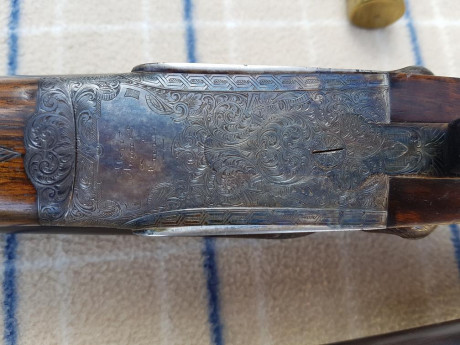 Hola muy buenas, ando buscando para comprar una escopeta de perrilos y me ha llegado una que es una ugartechea 141