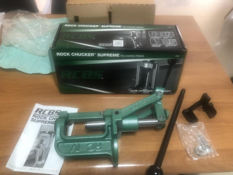 Hola compañeros
Pongo a la venta prensa de la marca RCBS modelo Rock Chucker IV Supreme. Totalmente nueva 02