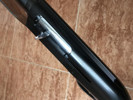 Buenas compañeros, pues eso que vendo mi benelli montefeltro de zurdos, es de 71cm, con todos los polichokes 52