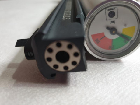 Hola a todos.
Pongo en venta Steyr Lp10. Revisada en Ibergrips y cambiadas todas las piezas de desgaste 00