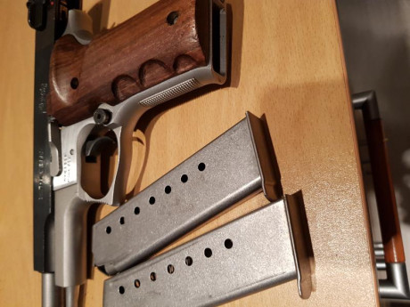 En venta estupendo revolver Smith and Wesson  modelo 686 de 6 pulgadas y calibre .357  (como sabeis puede 52