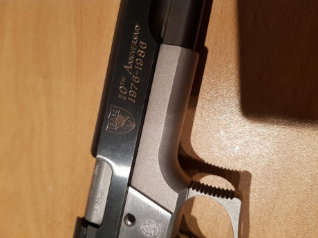 En venta estupendo revolver Smith and Wesson  modelo 686 de 6 pulgadas y calibre .357  (como sabeis puede 60