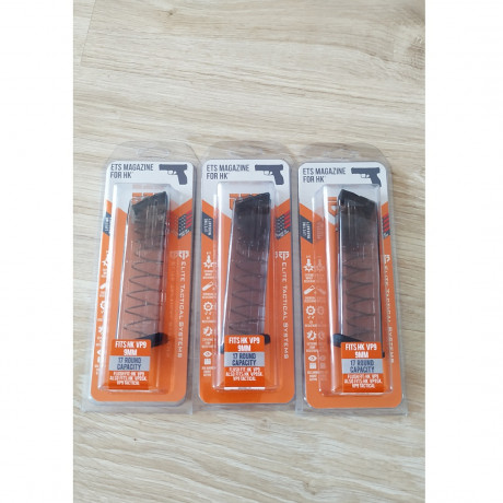 Se ponen en venta 3 cargadores sin usar de la marca ETS de 17 disparos para HK VP9/Compact. No se han 01
