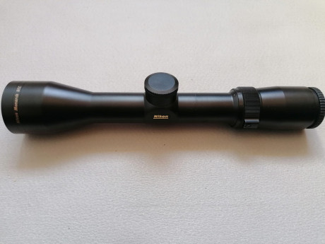 Se vende por no usar  visor Nikon Monarch 1.5-6 x 42 .tubo de 30 mm,esta como nuevo.250 €  mas gastos 20