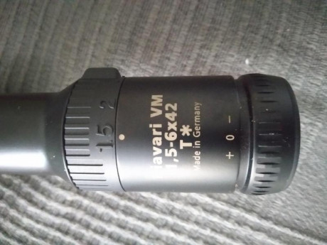 Vendo visor zeiss diavari 1'5-6x42, de carril.

El visor lleva bases apel para carril picatiny.

Las bases 00