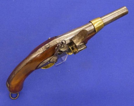 Voy a colocar unas fotos de un arma larga alemana de llave de mecha del siglo XVI. 22