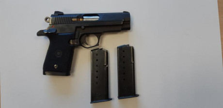 Vendo pistola semiautomática marca STAR modelo FIRESTAR M-47, de calibre 9mm. pb. 
Estado seminuevo, únicamente 01