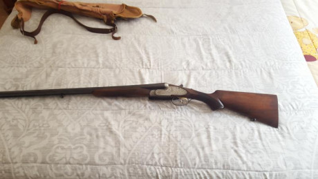 Escopeta paralela Arrieta modelo 510 con pistolet y cola de castor, extractora, indicadores de carga, 02