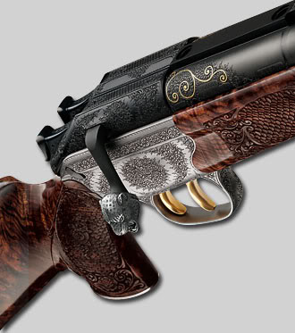 Pues como lo leeis :evil: el sabado tirando con mi Blaser R93 Profesional del 7mmRM se atascó el cerrojo; 90