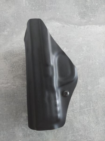 se venden fundas de pistola para S&W MP9 ambas de kydex, una interior y otra de servicio tipo bikini.

Se 12