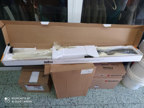    Buenas tardes

Pongo a la venta un TIKKA T3X SUPERVARMINT en calibre 222R, el rifle está absolutamente 02