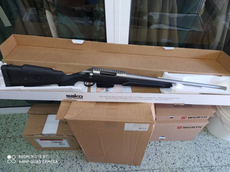    Buenas tardes

Pongo a la venta un TIKKA T3X SUPERVARMINT en calibre 222R, el rifle está absolutamente 01
