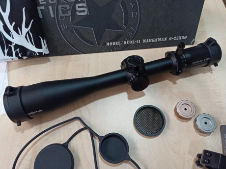 Buenas a todos, tengo por el armario este visor Vector Optics 6-25x50, totalmente nuevo, Lo tengo desde 01