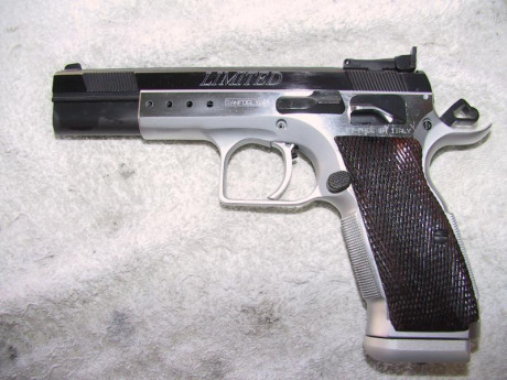 Buenas tardes
Estoy interesado en la compra de una PISTOLA TANFOGLIO LIMITED  9 m/m de segunda mano por 60