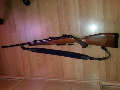 hola un amigo vende un sauer 90 calibre 7mm rem mag lleva monturas apel  y visor swarovski habicht  1,5-6x42 00