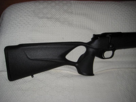 hola vendo blaser r8 profesional success calibre 8x68s cañon de 65cms con magnaport,el rifle esta nuevo 02