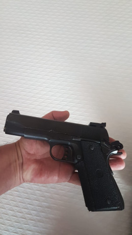 Vendo Norinco A1 1911 compact calibre 45 acp. Guiada en F, el gatito cambiado,  es ventilado y regulable.Guias 00