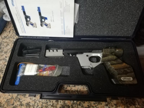 Hola vendo walther gsp expert calibre 22 de reestreno no tiene ni 1000 tiros con todo lo que trae de serie 02