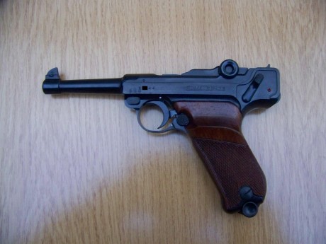 me gustaria comprar una kgp-69 (replica luger en 22) pero no tengo ni idea de quien es el importador para 50