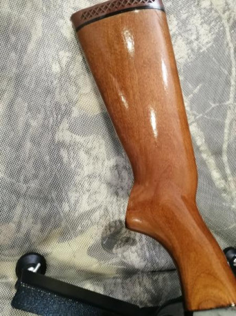 Prácticamente sin uso.Muy dificil de conseguir,casi imposible de ver.Es el modelo 916T.MUY CORTITA,tan 02
