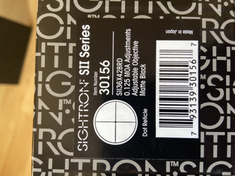 Vendo visor Sightron SII 36X42 BRD con anillas de 11 o 20 mm y nivel de burbuja. Esta impecable. Se ha 02