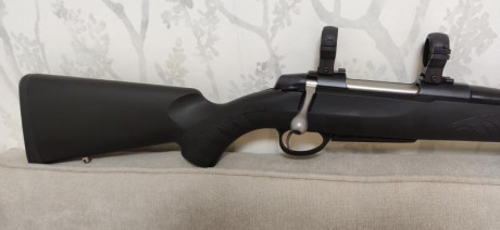 Rifle de cerrojo Sako modelo A7 sintético en calibre 270wsm,cañón de 62 con un cerrojo rapidísimo y suave 01