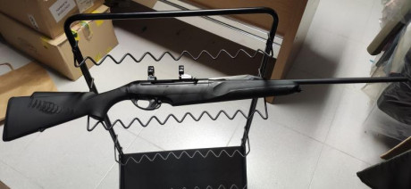 Rifle semiautomático Benelli Argo modelo Endurance en acabado CONFORTECH sintético negro calibre 338wm,cañón 12