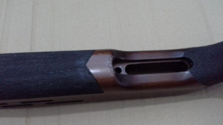 hola  . VENDIDA . vendo culata hw98  ,   solo  la madera , tiene esos toques y rayas que se ven en las 00