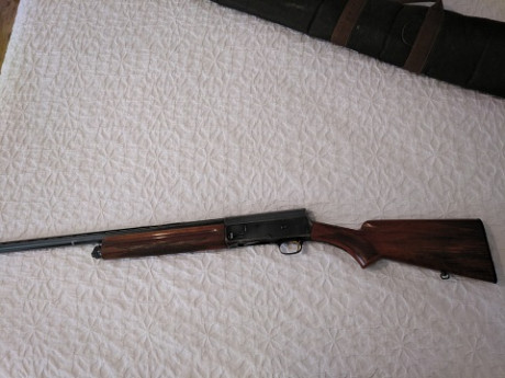 Repetidora FN de muelles. Es la famosa Light Twelve fabricada en Herstal (Bélgica). Es una escopeta antigua 02