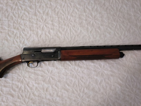 Repetidora FN de muelles. Es la famosa Light Twelve fabricada en Herstal (Bélgica). Es una escopeta antigua 01