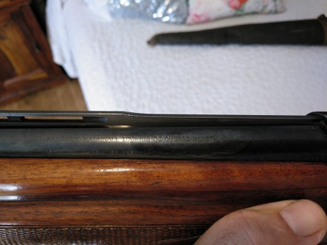 Repetidora FN de muelles. Es la famosa Light Twelve fabricada en Herstal (Bélgica). Es una escopeta antigua 00