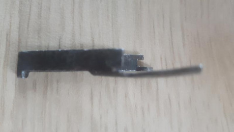 Hola compañero.
  Me podriis decir donde encontrar un par de muelles de ballestilla como estos, o quien 01