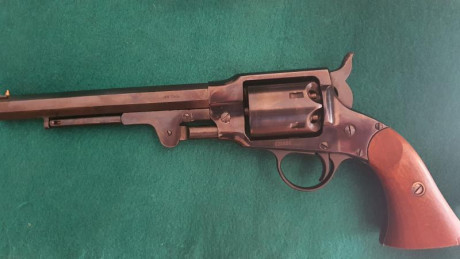 Vendo revolver EUROARMS Roger & Spencer cal .44

Estado pefecto. Ahora tiro con Remington.

El arma 02