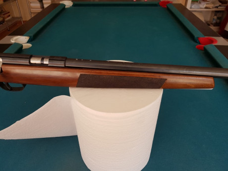 Vendo carabina anschutz cal22lr, por no usar,(cañon pesado )pido 300€.
VENDIDA. 
Saludos.
 :birra^:  :birra^: 02