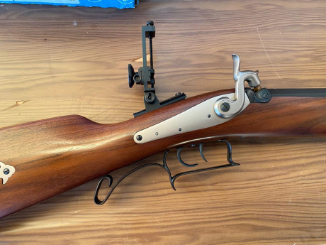 Vendo rifle Tryon de Pedersoli calibre 45 modelo Match impecable, sin marcas ni roces ni en maderas ni 11