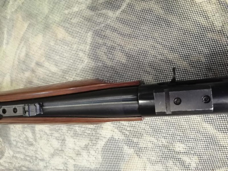 Rifle prácticamente sin uso,como  se puede observar en las fotos. Por sus características fisicas,está 12