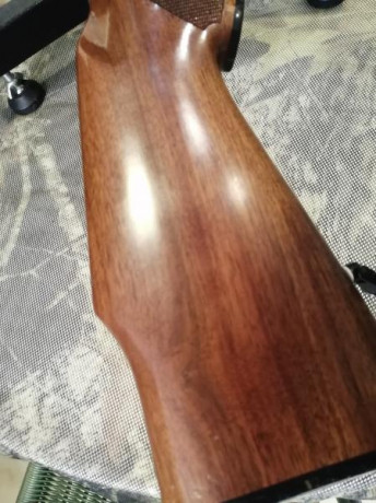 Rifle prácticamente sin uso,como  se puede observar en las fotos. Por sus características fisicas,está 20