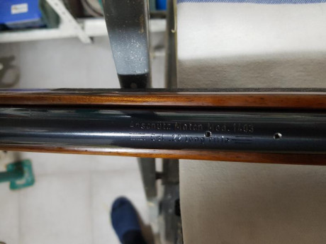 Vendo carabina anschutz cal22lr, por no usar,(cañon pesado )pido 300€.
VENDIDA. 
Saludos.
 :birra^:  :birra^: 20