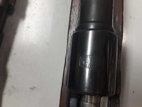 con su correa orginal 
cierre tiene numero diferente 
cañon perfecto 
para guiar en la D
precio 1200
contacto 02