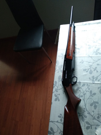 Winchester SXR Vulcan en 270WSM.
Prácticamente nuevo, apenas 20 disparos. 
Van de regalo bases, anillas 02