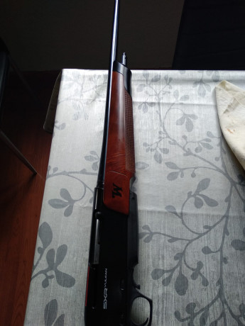 Winchester SXR Vulcan en 270WSM.
Prácticamente nuevo, apenas 20 disparos. 
Van de regalo bases, anillas 00